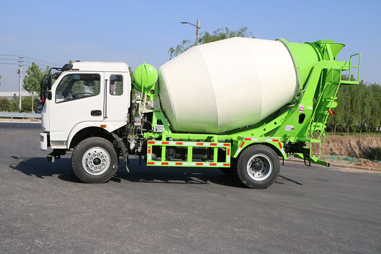 国六新款陕汽6方搅拌车 小型工程的高效利器，价格与性能全解析
