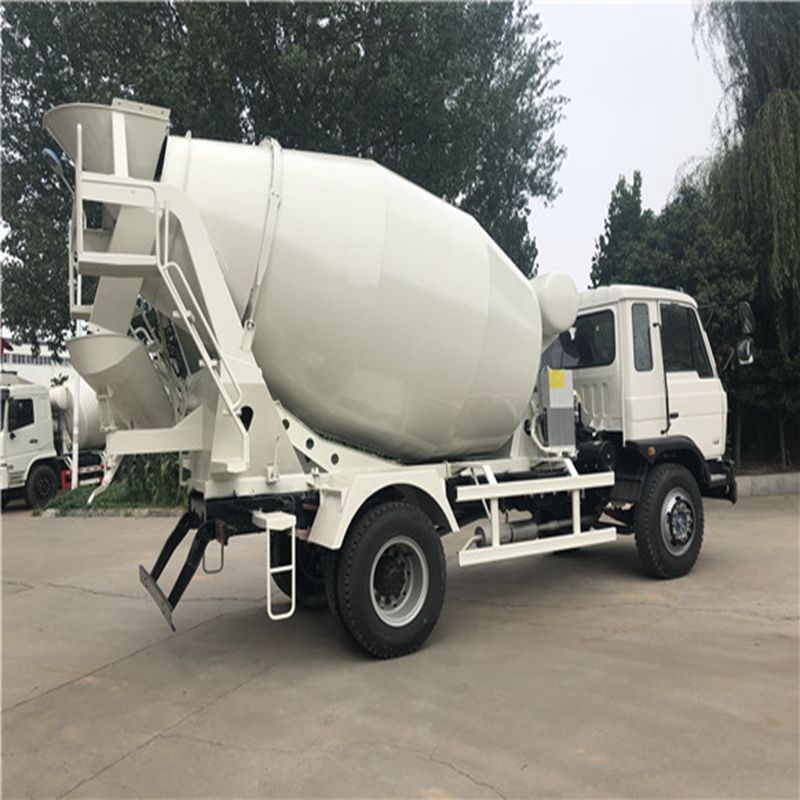 东风四驱4方搅拌车 小型搅拌车 混凝土搅拌车